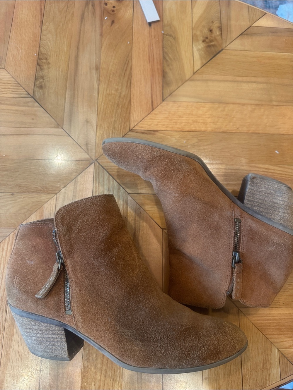 Frye Judith Double Zip Suede Ankle Booties Ash Beige Size 9M